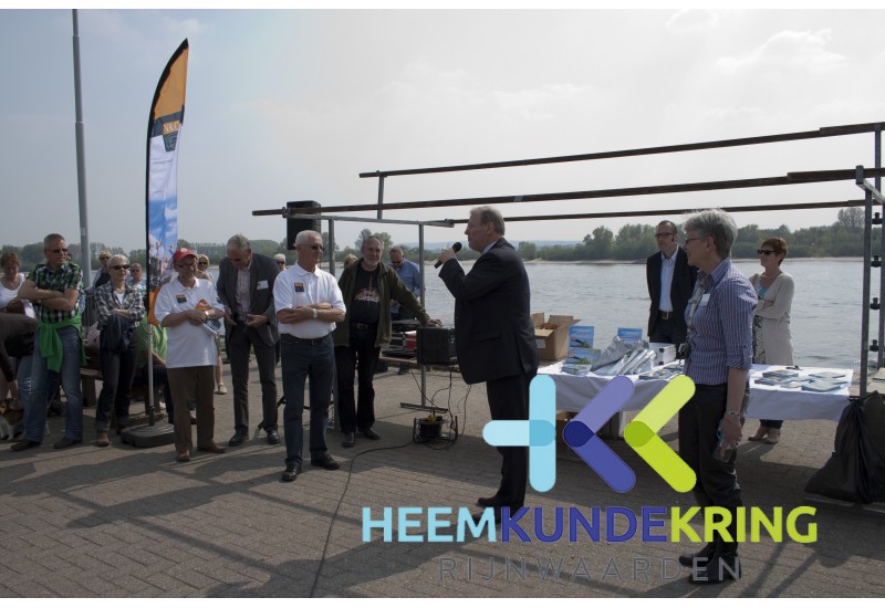 17-4-2011 Opening Camperplaats kade Tolkamer (33)